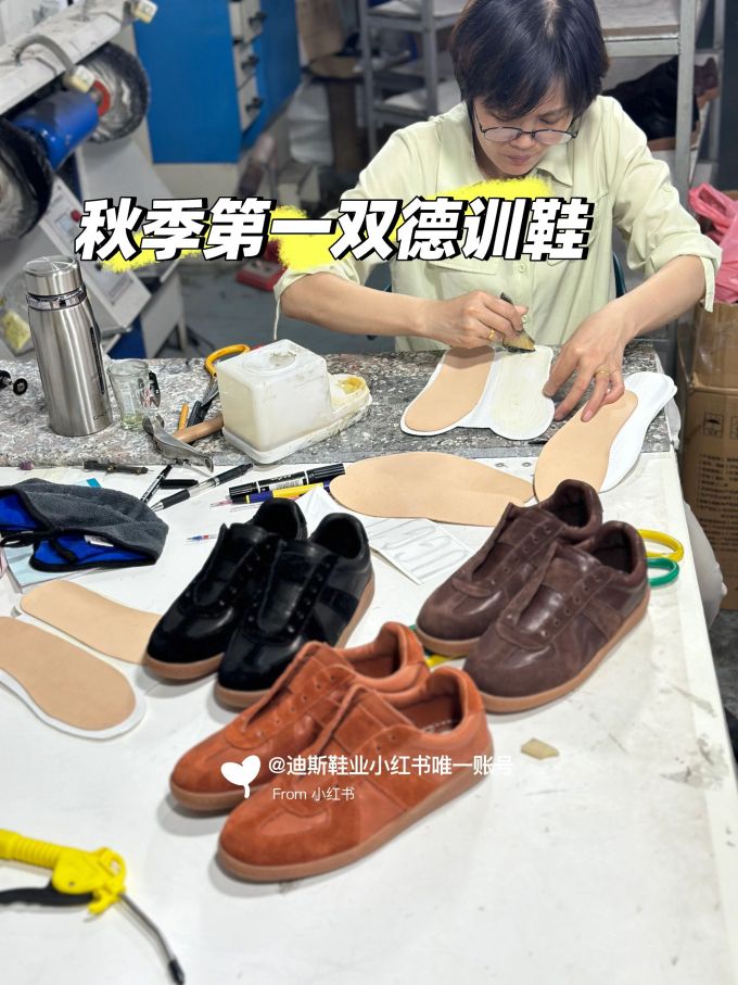 棉麻 基础袖 印花 玻璃绿 亮白色 浅豆绿色 基础扣饰 