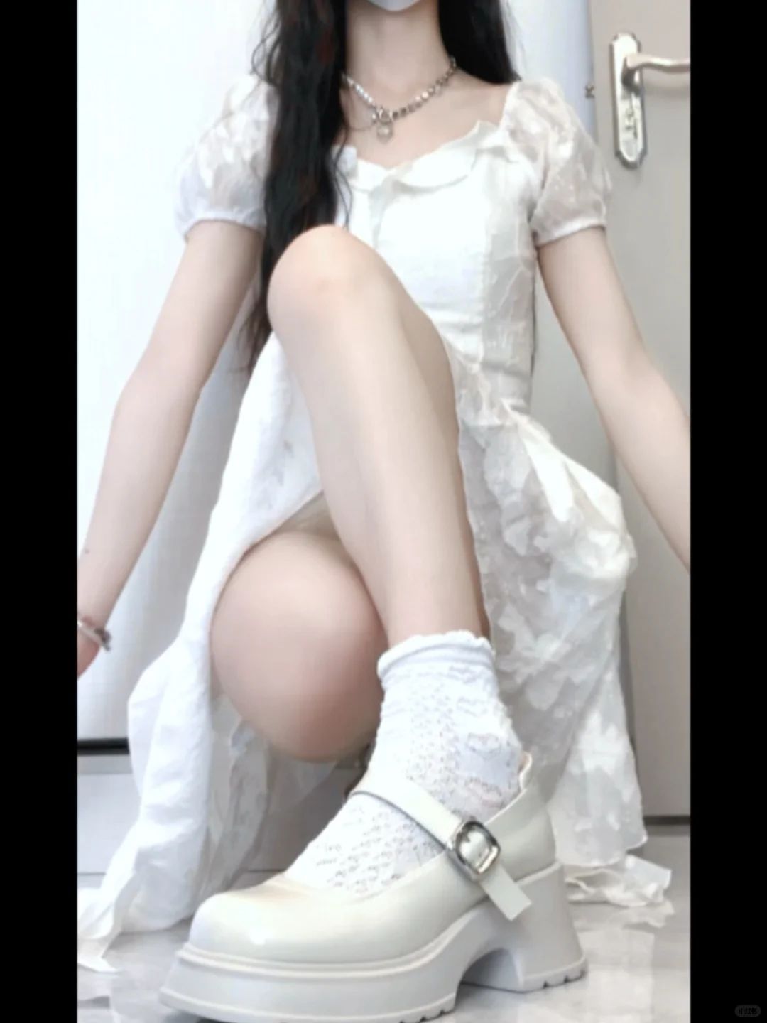H型 方形领 短袖 淡蓝色 蒸汽蓝色  - VALI鞋履AI设计主图