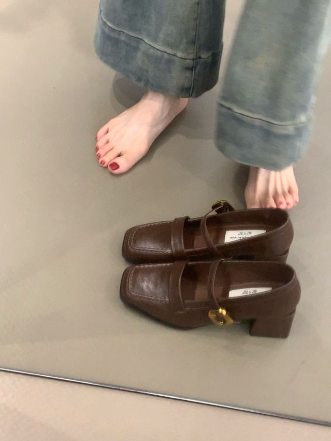 方头 袢扣 中口鞋 皮革 