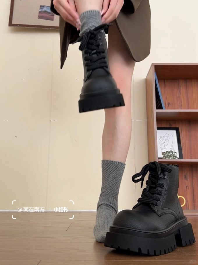 圆头 系带 皮革 