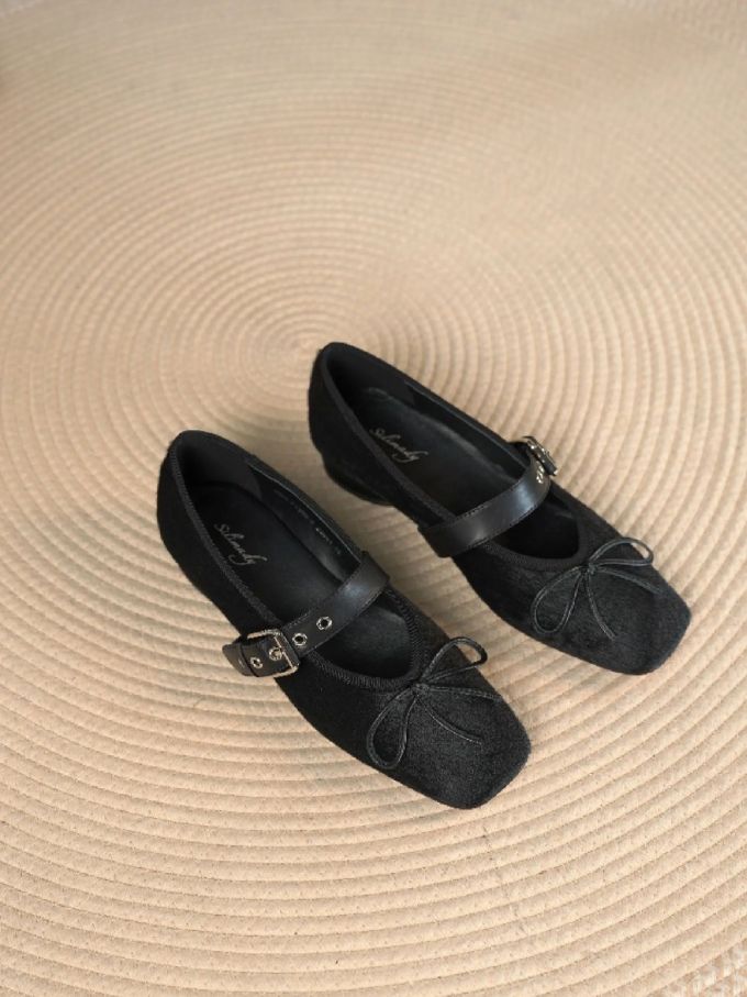 方头 袢扣 中口鞋 皮革 