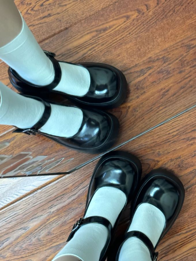 圆头 袢扣 中口鞋 皮革 