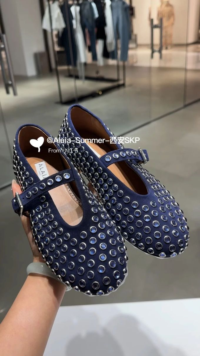 低帮 中口鞋 