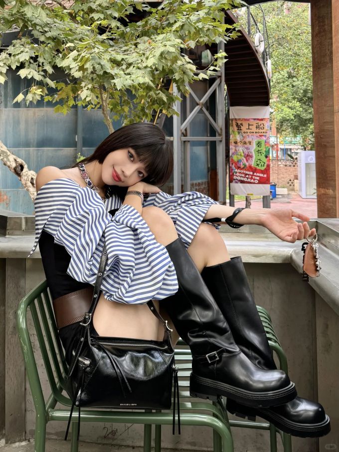 皮革 