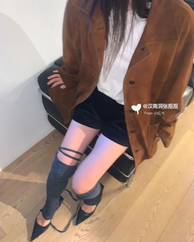 麂皮绒 H型 翻驳领 中长袖 姜饼色 暗红棕色 夜蓝色 基础扣饰 韩系休闲 休闲 