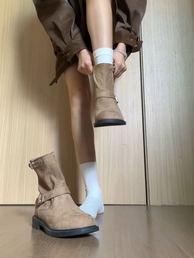 圆头 袢扣 皮革 