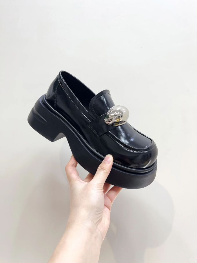 厚底 圆头 低帮 一脚蹬 深口鞋 皮革 