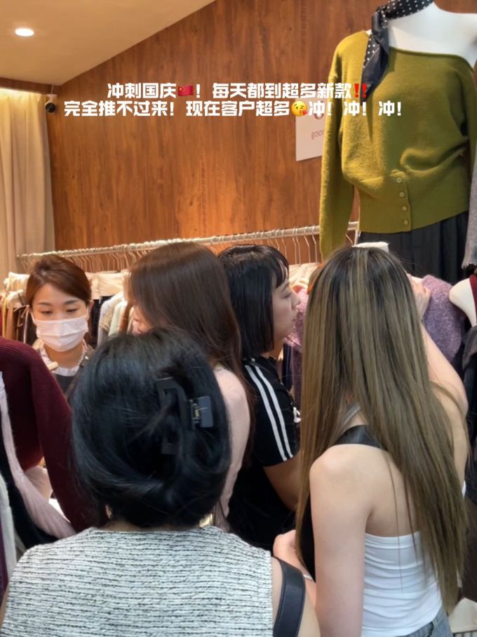针织面料 抹胸领 无袖 冰水 暗淡蓝 雾蓝色 