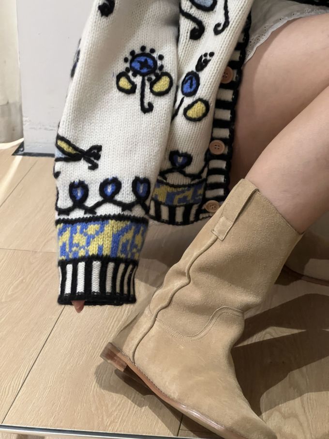 皮革 