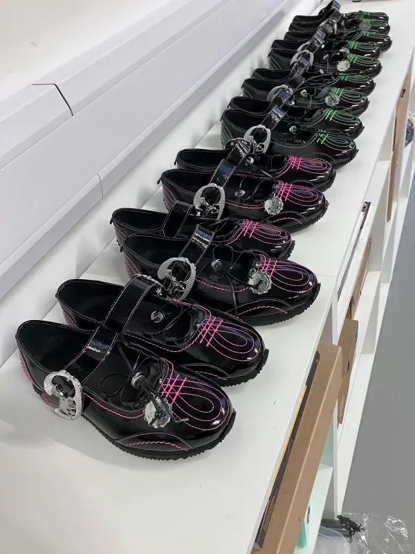圆头 中口鞋 皮革 