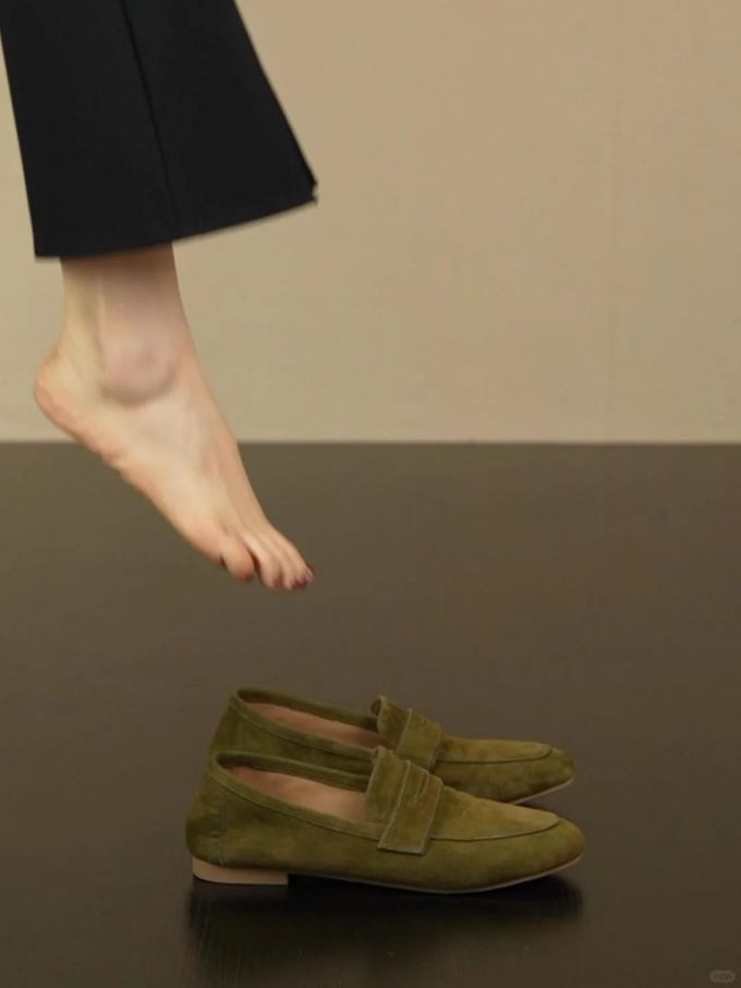低帮 一脚蹬 深口鞋 皮革 