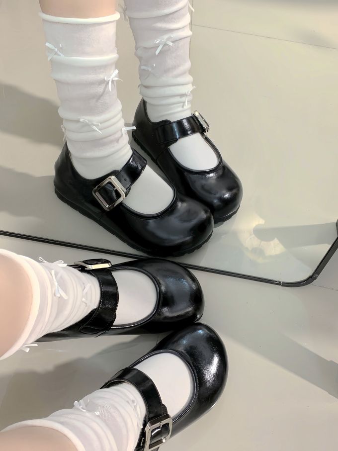 圆头 袢扣 中口鞋 皮革 