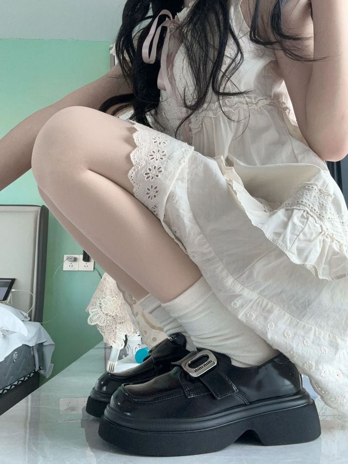 厚底 圆头 插扣 皮革 