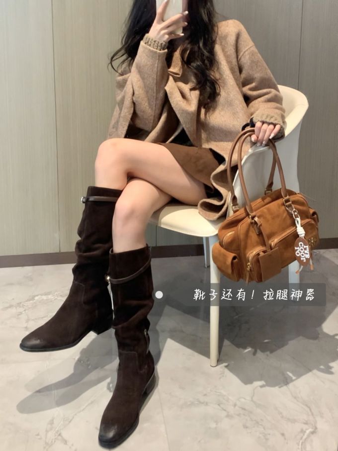 毛纺 H型 圆形领 中长袖 基础袖 细针 杏仁酪色 暗土褐色 韩系休闲 休闲 