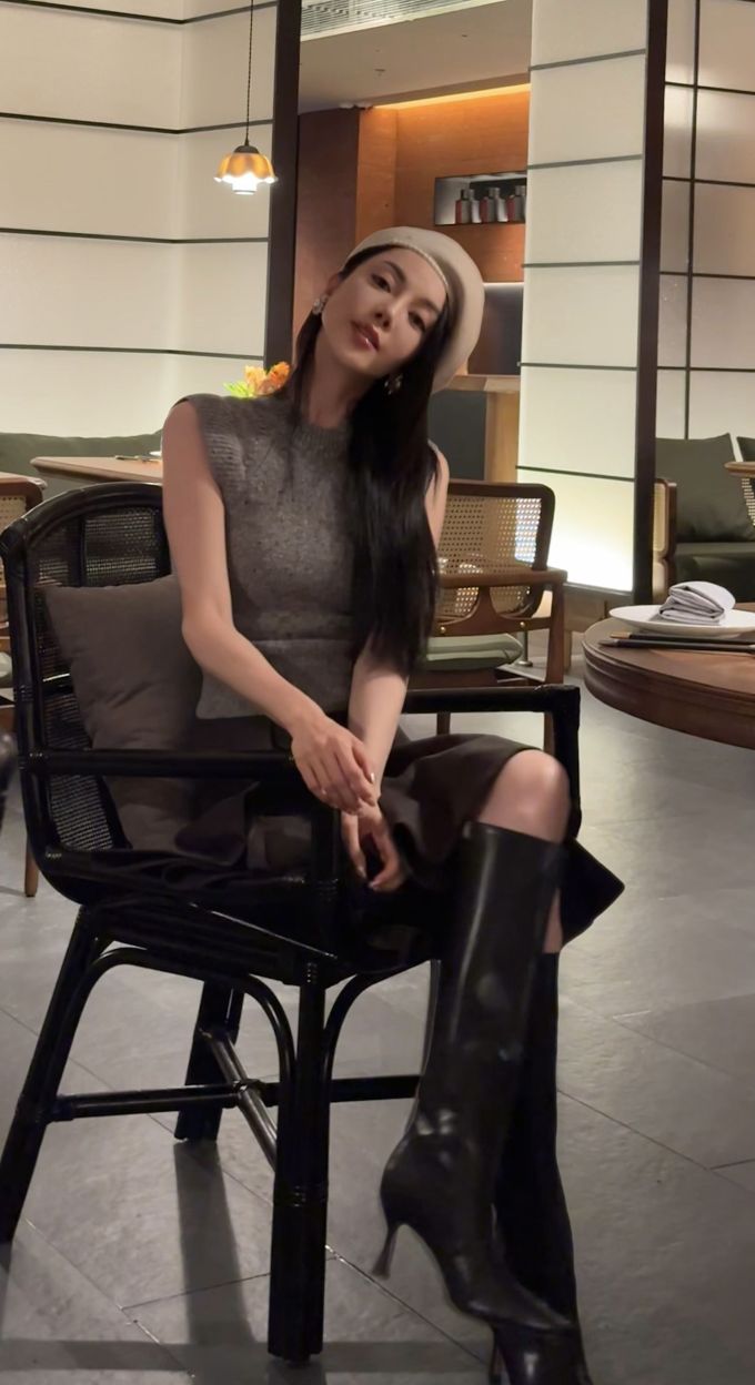 毛纺 圆形领 无袖 爪哇色 巧克力酱色 蕨褐色 