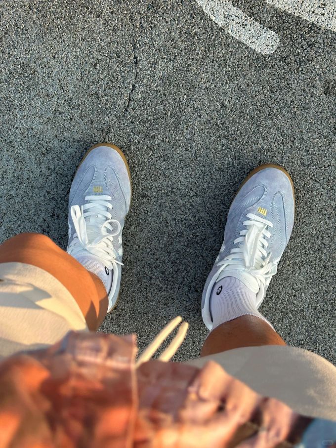系带 皮革