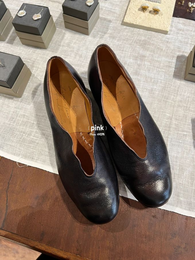 圆头 低帮 中口鞋 皮革 