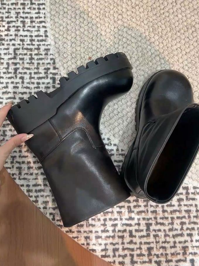圆头 皮革 