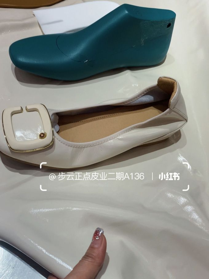 方头 低帮 一脚蹬 浅口鞋 皮革