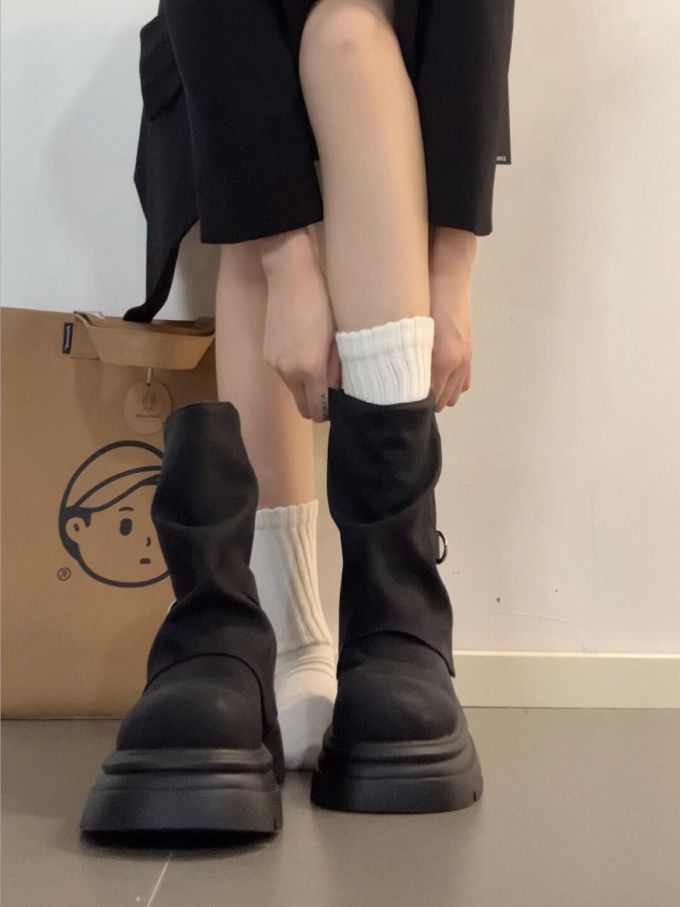 踢踏舞鞋色