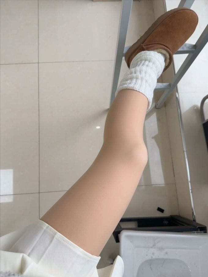 圆头 低帮 深口鞋 皮革 