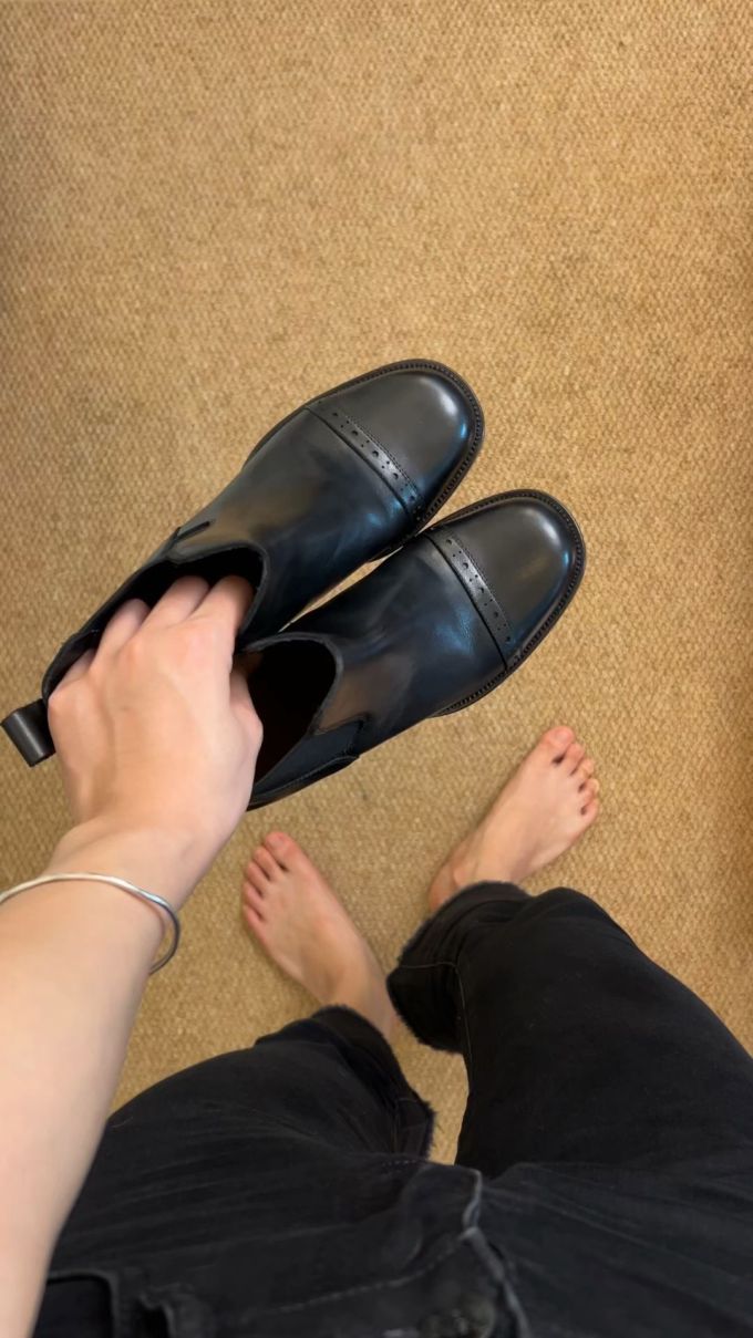 方头 皮革 