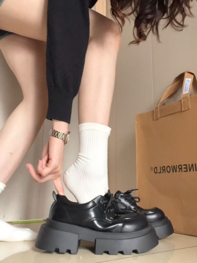 厚底 圆头 系带 皮革 
