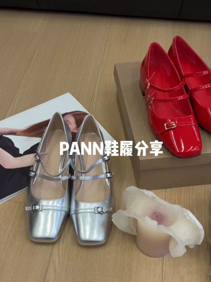 方头 袢扣 浅口鞋 皮革 