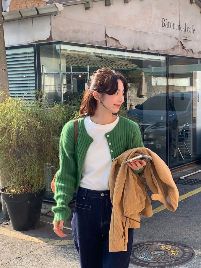 毛纺 H型 颈线领 中长袖 基础袖 细针 针织螺纹 杜松绿 石绿色 基础扣饰 韩系休闲 休闲
