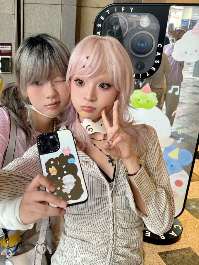 针织面料 圆形领 中长袖 基础袖 满印&循环 婴儿粉 