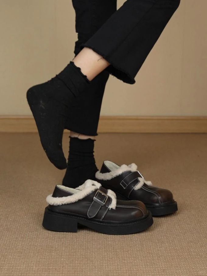 圆头 低帮 袢扣 深口鞋 皮革 