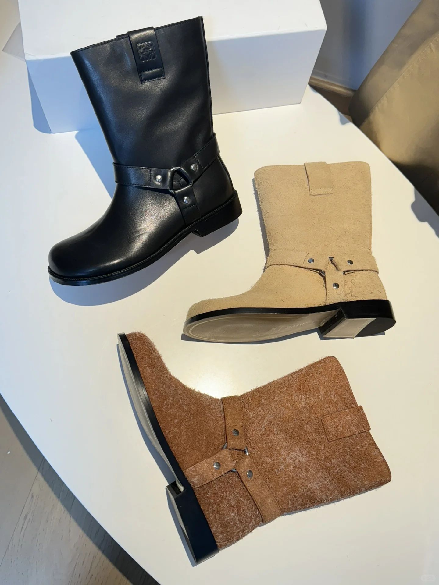 圆头 袢扣  - VALI鞋履AI设计主图