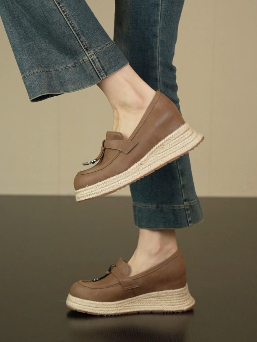 厚底 低帮 深口鞋 皮革  - VALI鞋履AI设计主图