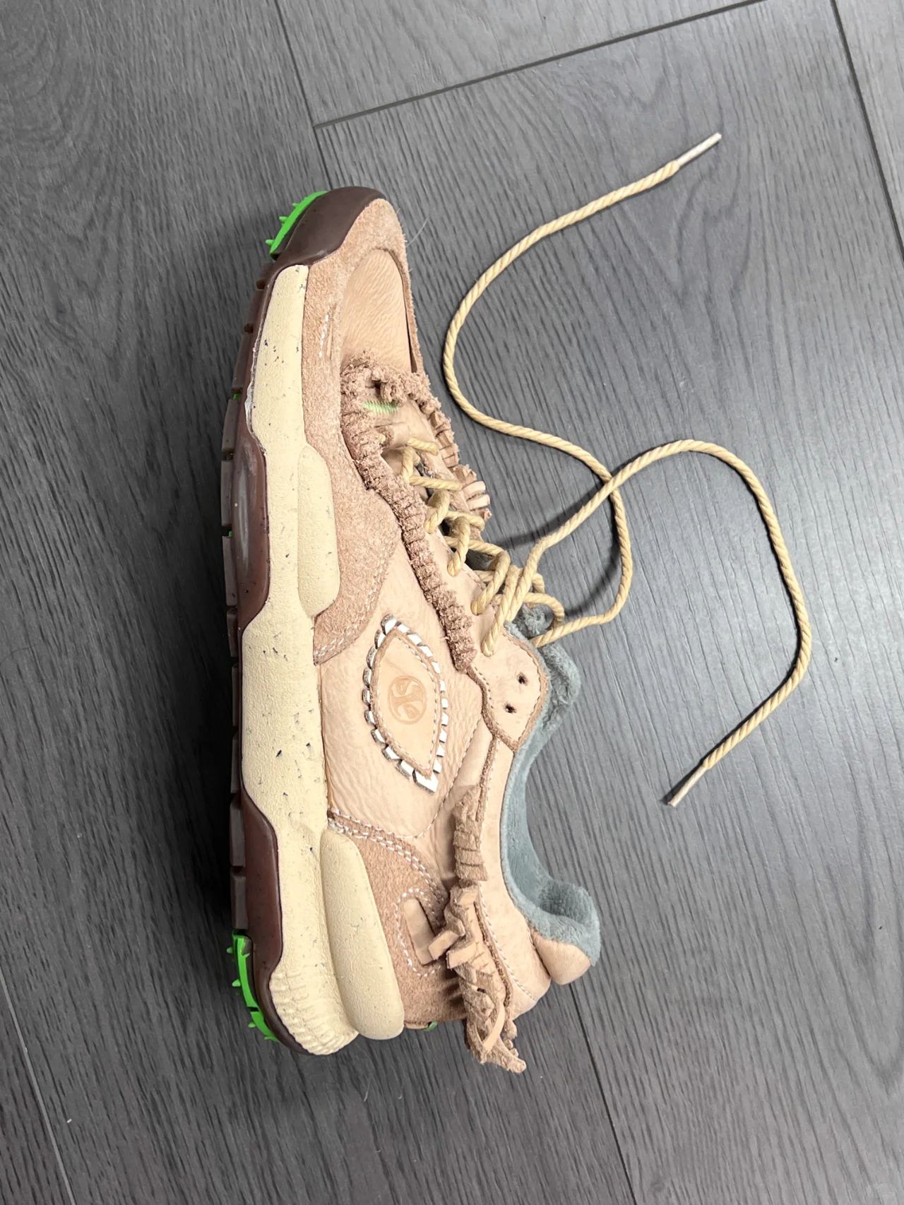 低帮 系带  - VALI鞋履AI设计主图