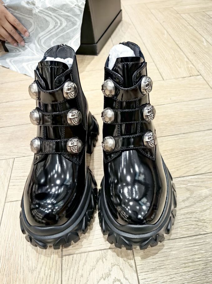 圆头 袢扣 皮革 