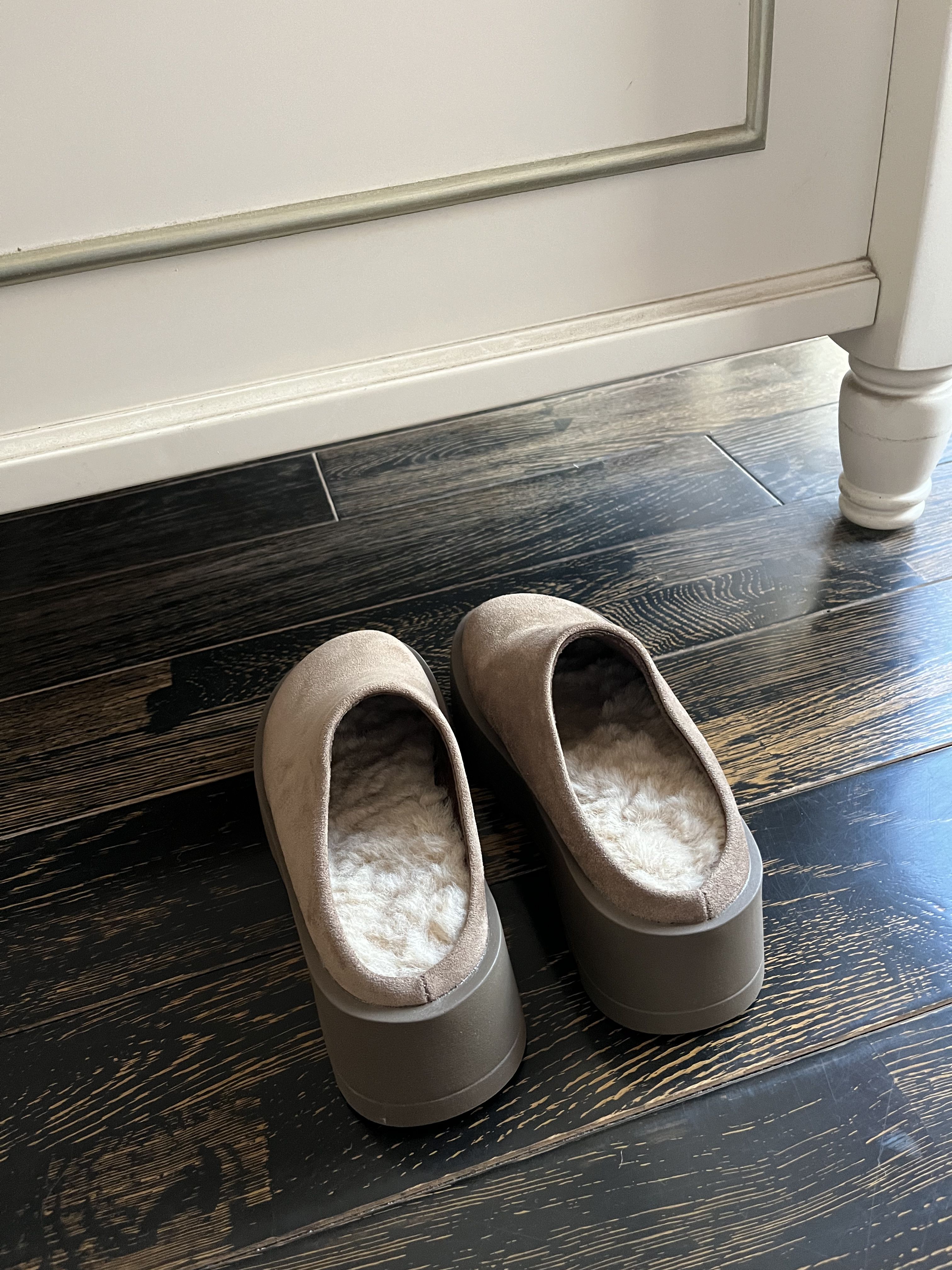 无帮 一脚蹬 绒毛/绒面  - VALI鞋履AI设计主图