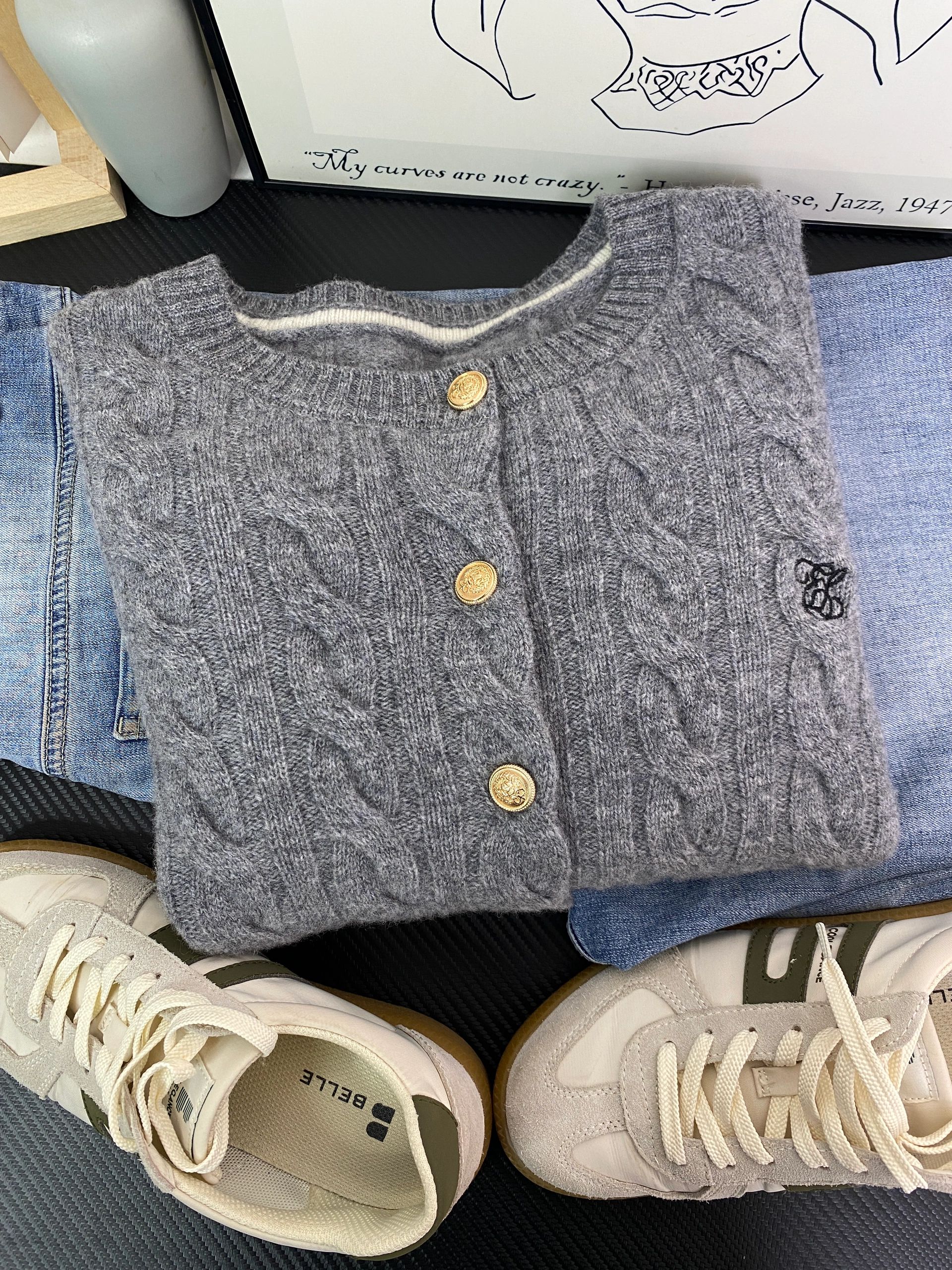 毛纺 H型 圆形领 无袖 细针 银丝色 素净色 沥青色 踢踏舞鞋色 正灰色  - VALI鞋履AI设计主图