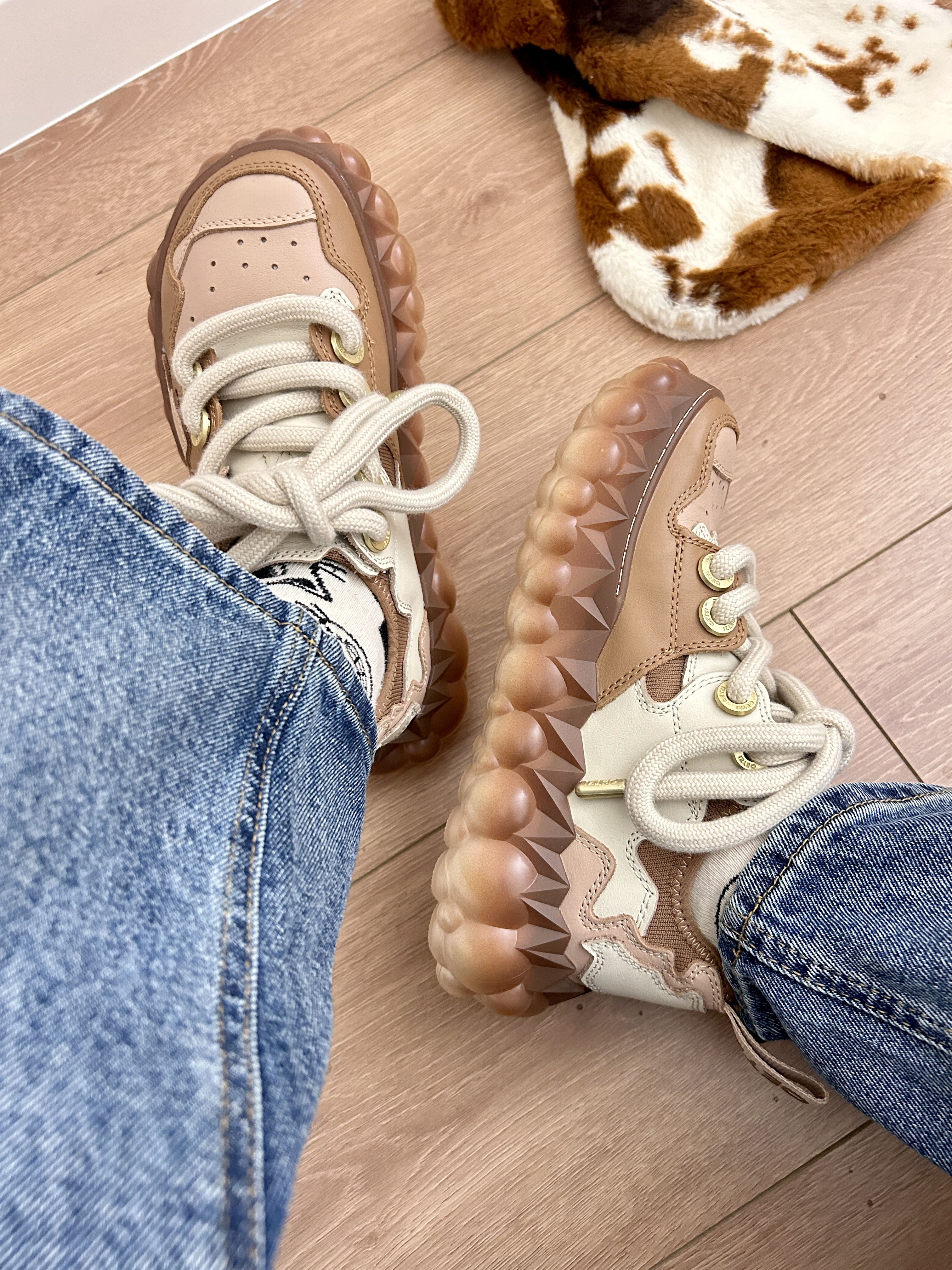 低帮  - VALI鞋履AI设计主图