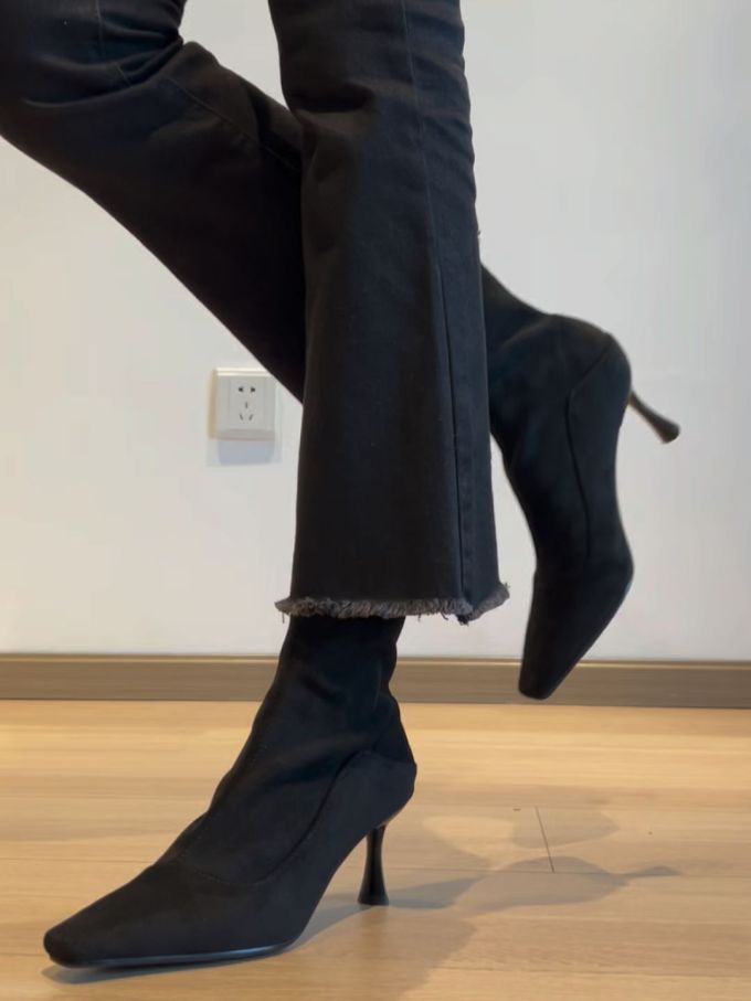 高跟 细跟 尖头 皮革 