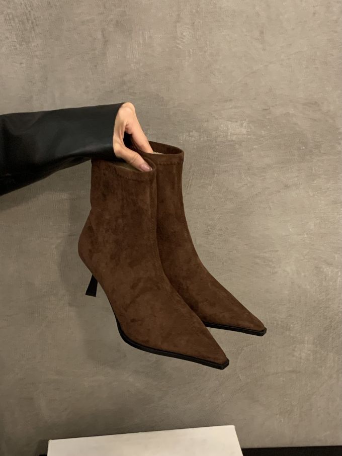 中跟 细跟 尖头 皮革 