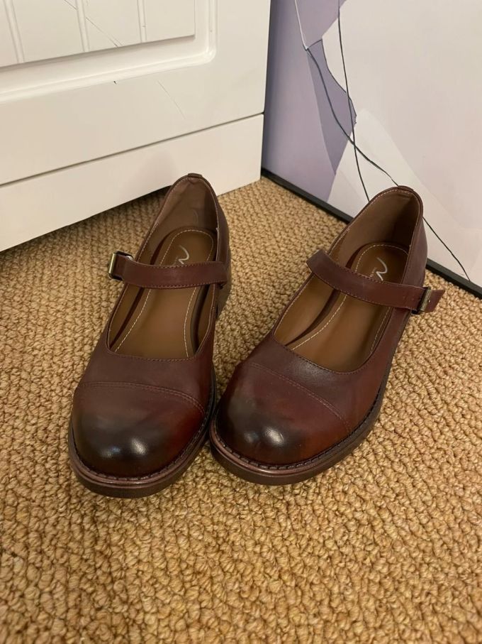 圆头 袢扣 中口鞋 皮革 