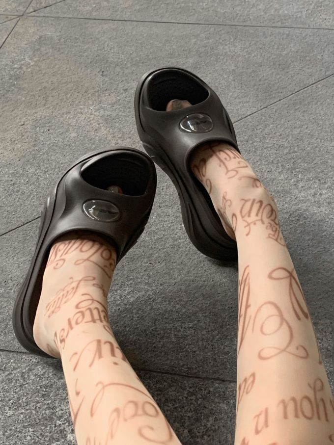 无帮 皮革