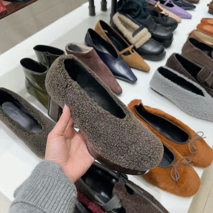 低帮 一脚蹬 中口鞋