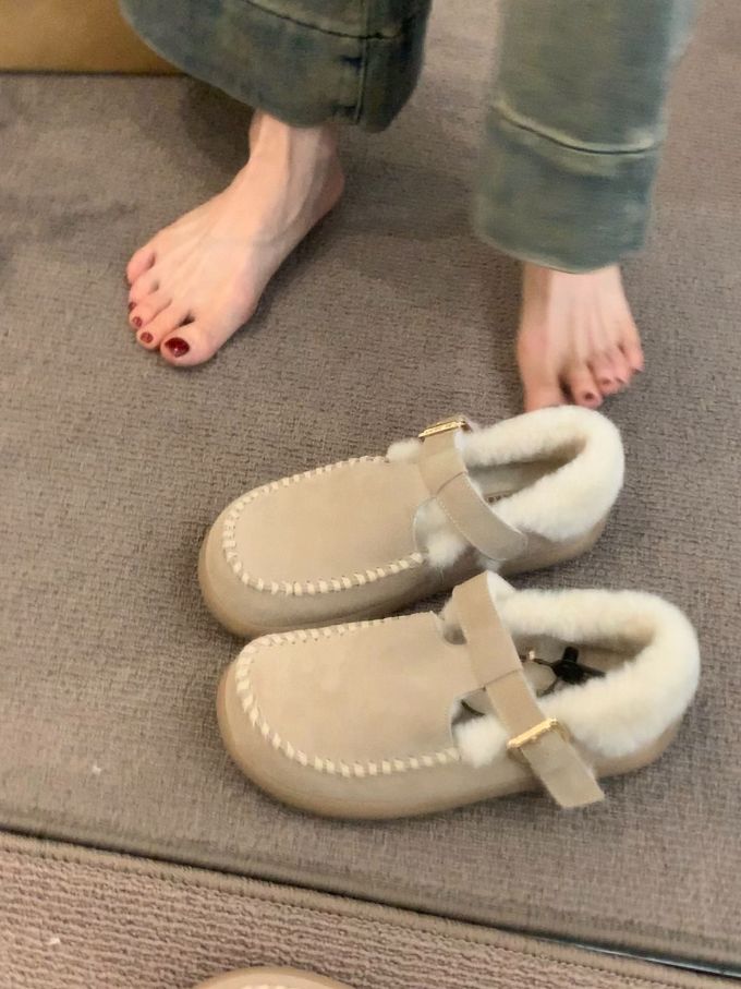 皮革 