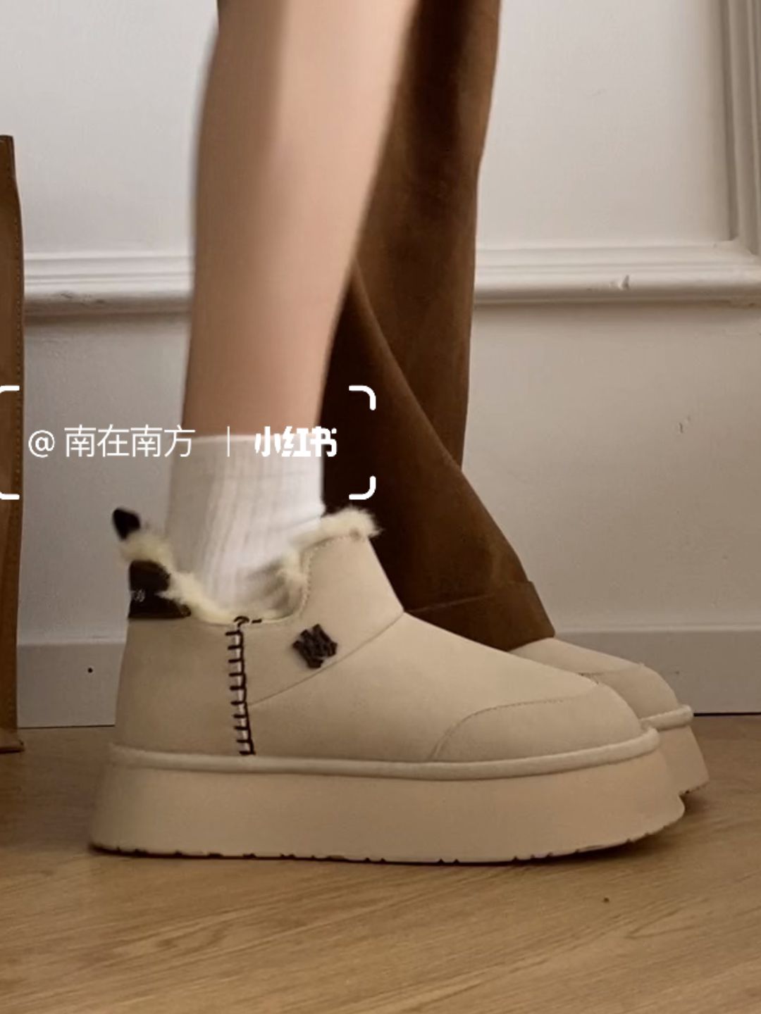 圆头 皮革  - VALI鞋履AI设计主图