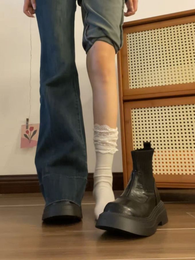 皮革 