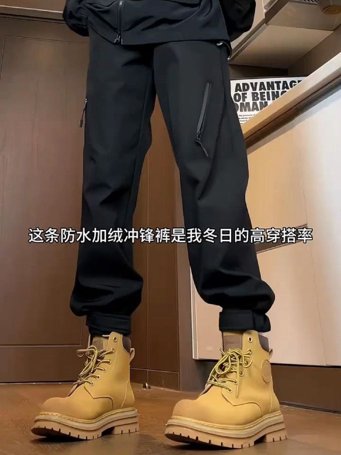酱黑色 