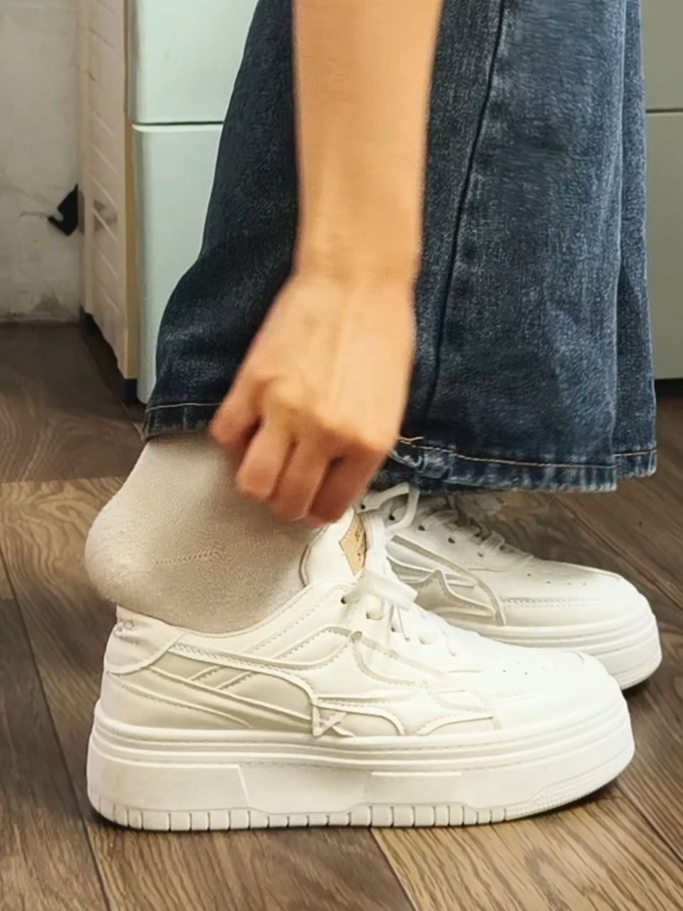 低帮 皮革  - VALI鞋履AI设计主图