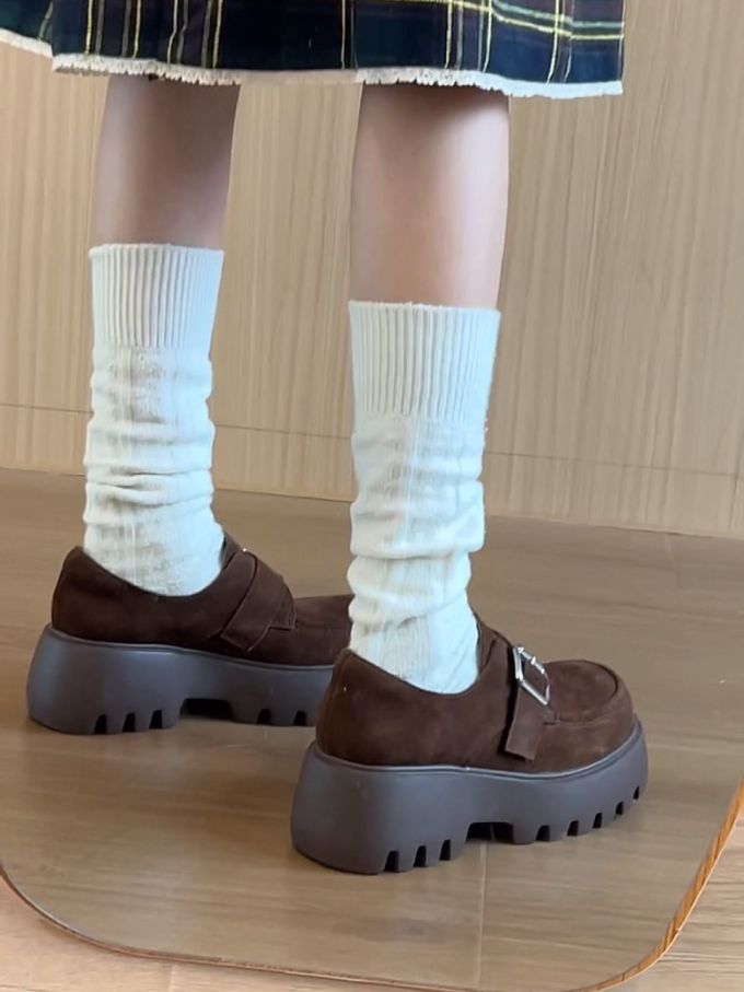 低帮 中口鞋 皮革 