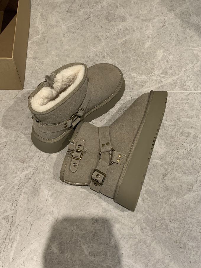 皮革 